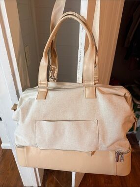 BEIS weekender in beige